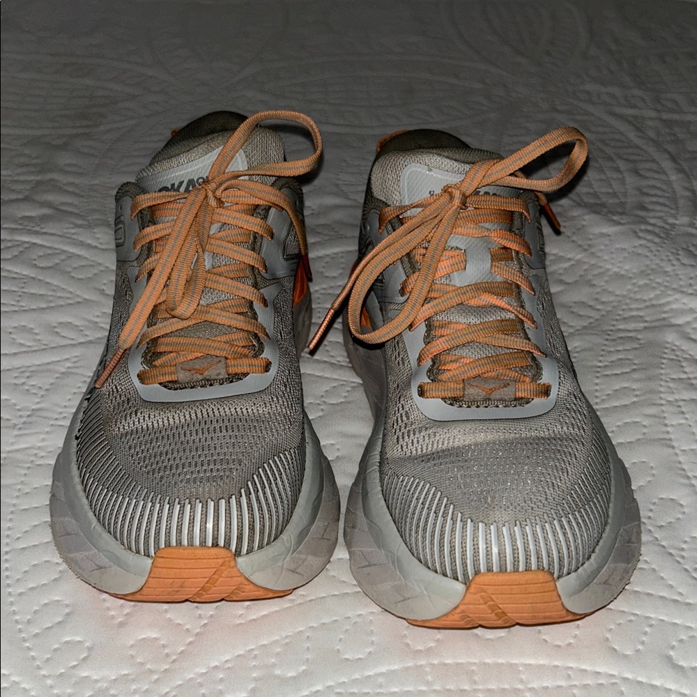 Hoka Bondi 7 Gray and Peach/Coral Athletic Shoe SZ: 7.5 - Picture 6 of 16